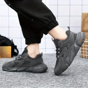 Men's Black Sneakers